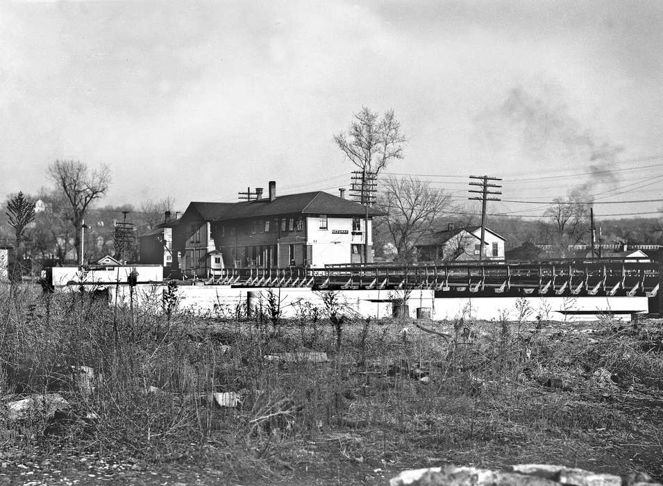 Train Stations, telephone pole, Cities and Towns, Lemberger, LeAnn, Iowa History, Iowa, Ottumwa, IA, history of Iowa