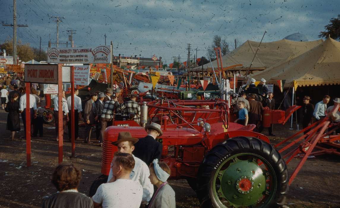 Fairs and Festivals, kozy kab, Farming Equipment, tents, Sack, Renata, tractor, Iowa History, convention, Iowa, tractors, history of Iowa, USA