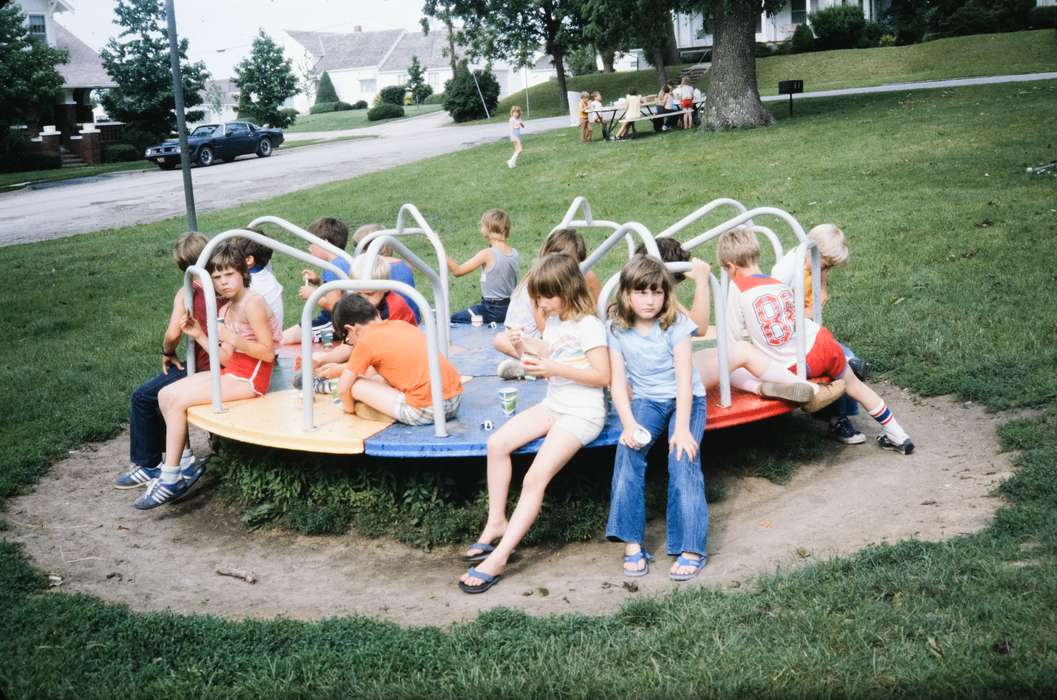 Outdoor Recreation, merry-go-round, Iowa, Coon Rapids Enterprise, school trip, missouri trip, IA, history, historic, Coon Rapids, ia, Schools and Education, United States, Children, Photos
