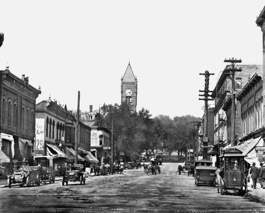 history of Iowa, horse and buggy, Main Streets & Town Squares, Lemberger, LeAnn, Ottumwa, IA, Iowa, clock tower, cars, horse, main street, Iowa History, car