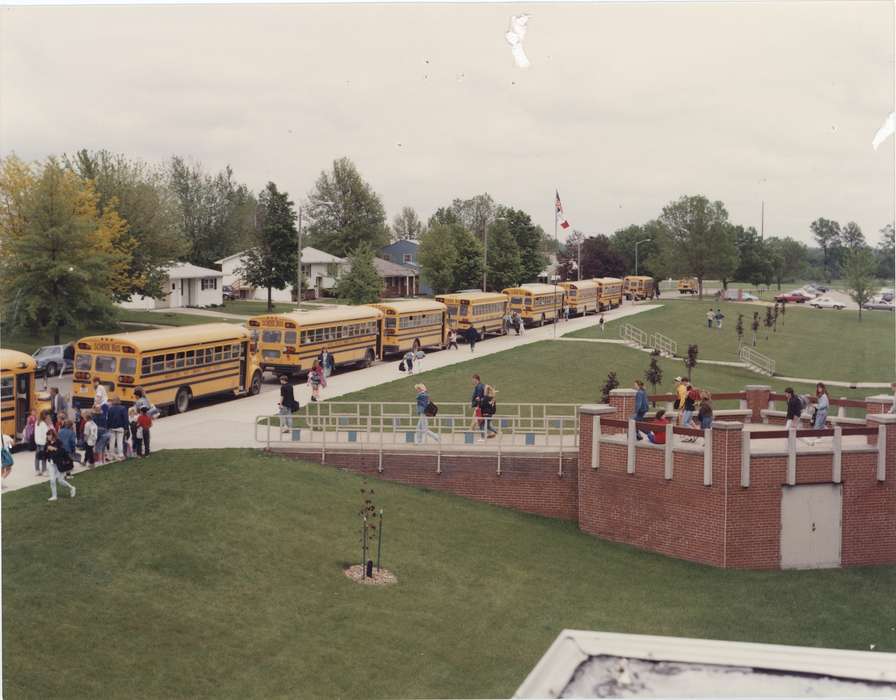 Children, homes, school bus, Iowa History, students, Schools and Education, Waverly, IA, Iowa, Waverly Public Library, Cities and Towns, history of Iowa, Motorized Vehicles, high school, trees