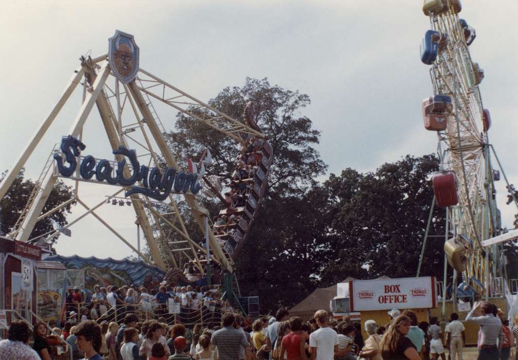 crowd, fair, Photos, ferris wheel, ia, IA, history, historic, Cities and Towns, ride, box office, Black Hawk, Iowa, Waterloo, Fairs and Festivals, Grout Museum of History and Science, United States