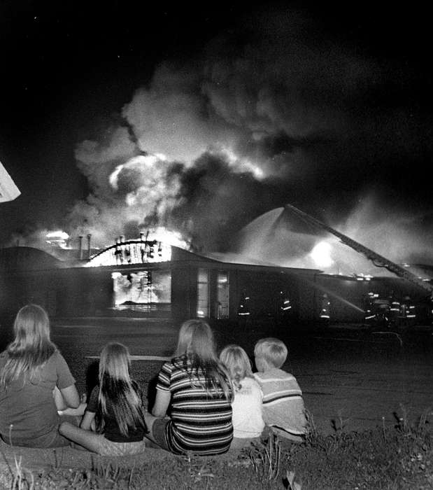 disaster, Lemberger, LeAnn, Ottumwa, IA, hose, fire engine, history of Iowa, Cities and Towns, Iowa, Children, Iowa History, grocery store, fire, Businesses and Factories