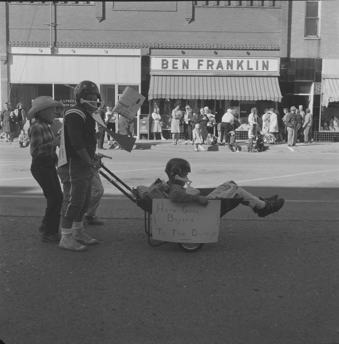 Iowa, IA, parade, United States, Photos, historic, football, Coon Rapids, Civic Engagement, history, Main Streets & Town Squares, wheel barrow, ia, Coon Rapids Enterprise