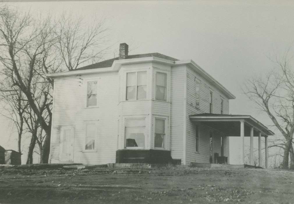 house, New Providence, IA, Homes, Iowa History, porch, Putman, Dorien, Farms, Iowa, history of Iowa