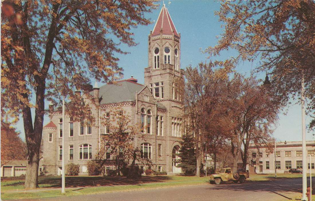 courthouse, Iowa, Main Streets & Town Squares, Motorized Vehicles, truck, correct date needed, Iowa History, history of Iowa, Marengo, IA, Cities and Towns, Dean, Shirley
