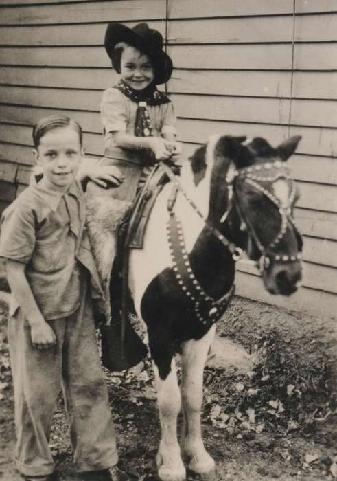cowboy costume, pony, sibling, Johnson, Jacquelyn, Animals, Iowa, Children, Iowa History, Portraits - Group, Families, history of Iowa, Des Moines, IA