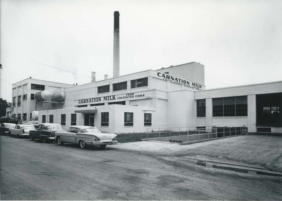 milk, Waverly Public Library, Waverly, IA, Iowa History, history of Iowa, factory, Businesses and Factories, Motorized Vehicles, chimney, car, Iowa
