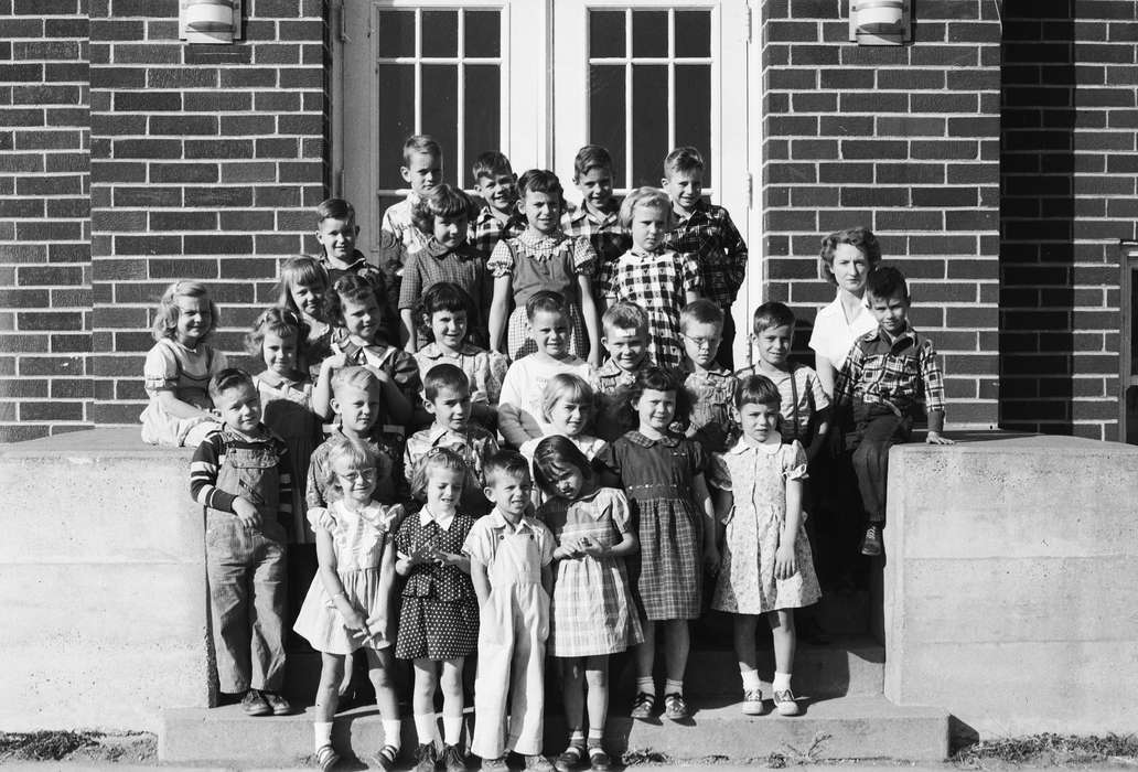 Coon Rapids Enterprise, United States, ia, IA, Coon Rapids, historic, Iowa, history, Photos, Children