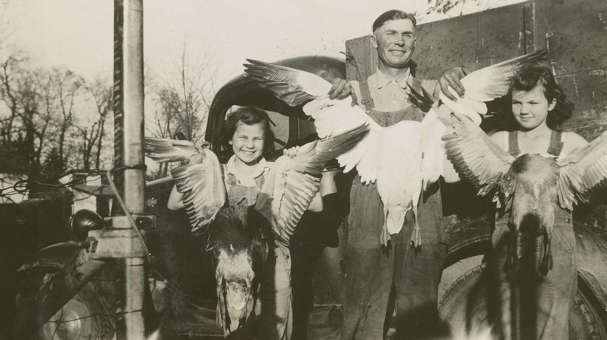 Animals, Van Horne, IA, Iowa History, history of Iowa, hunting, Iowa, snow goose, geese, Appleget, Cathy, Outdoor Recreation