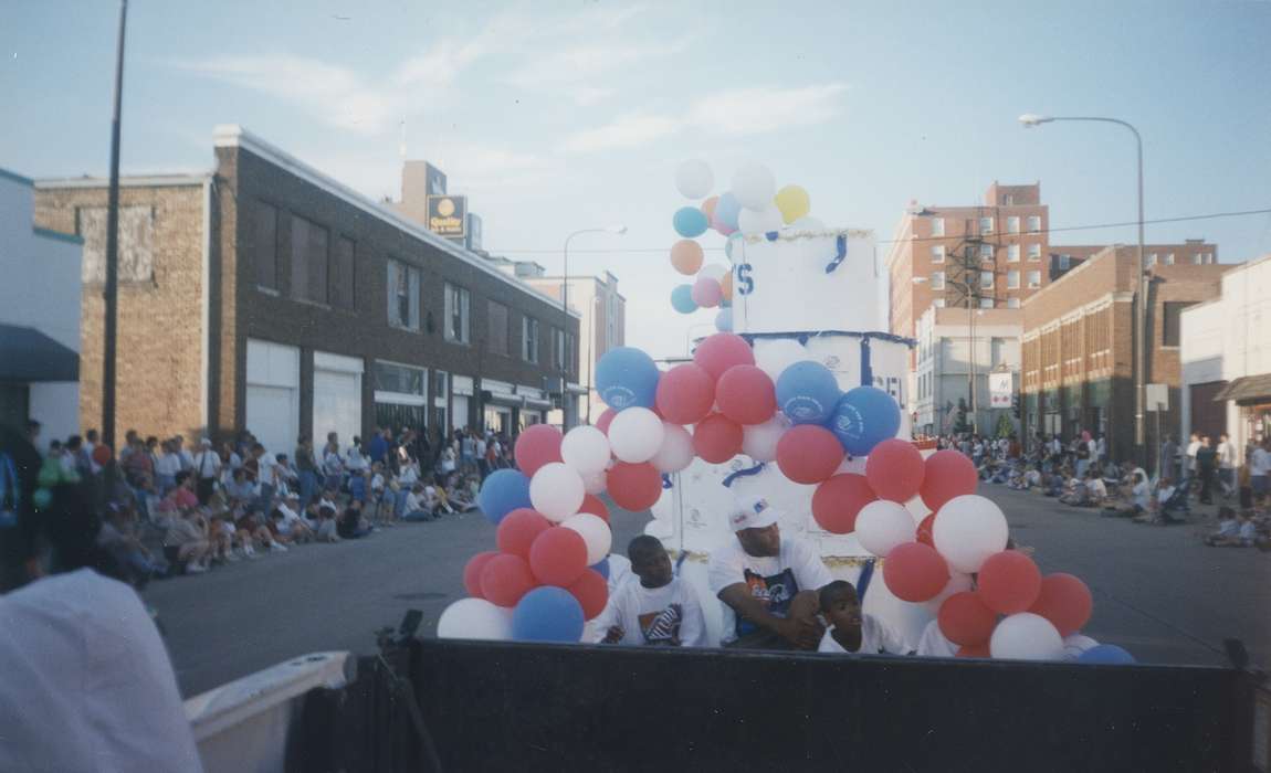 Black Hawk, balloons, history, historic, boys & girls clubs of america, Waterloo, United States, IA, Boys & Girls Clubs of the Cedar Valley, ia, Iowa, People of Color, Fairs and Festivals, boys and girls clubs of america, parade, parade float, Photos