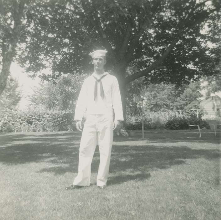uniform, IA, Portraits - Individual, Lee, Bev, history of Iowa, Iowa History, Military and Veterans, navy, Iowa