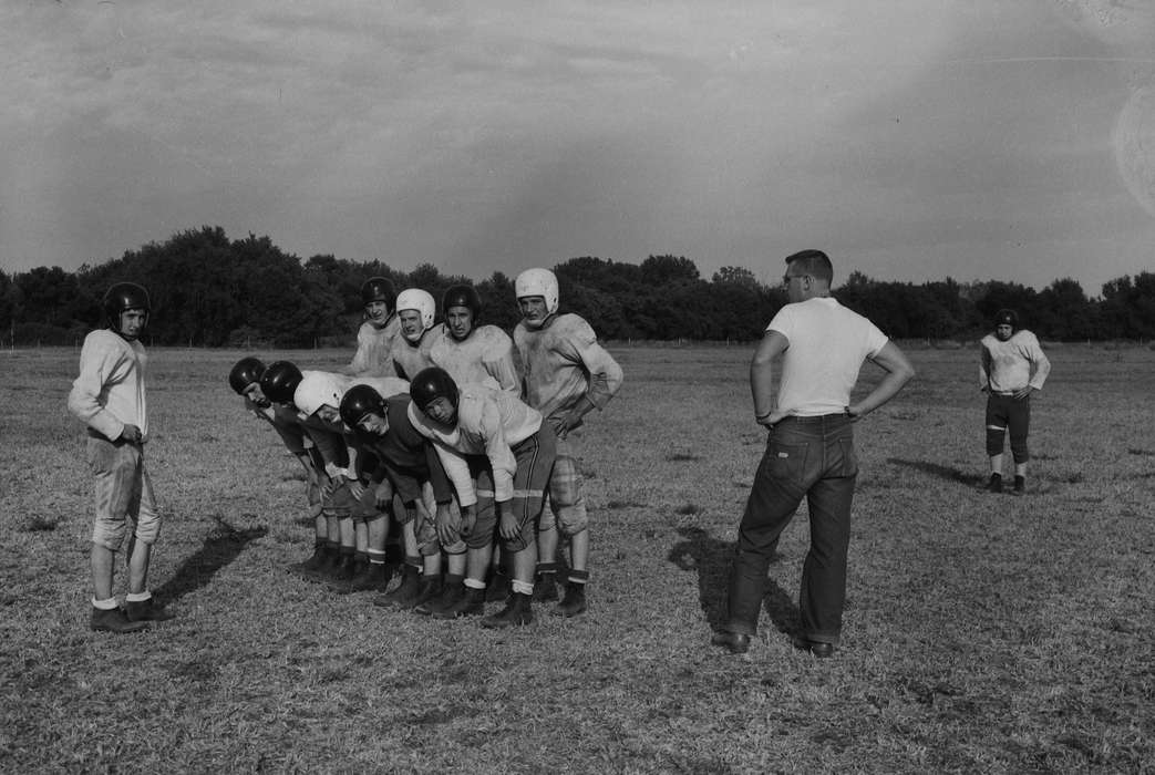 ia, football, Iowa, history, IA, United States, Coon Rapids, Photos, football player, Portraits - Group, Children, Coon Rapids Enterprise, historic, Sports