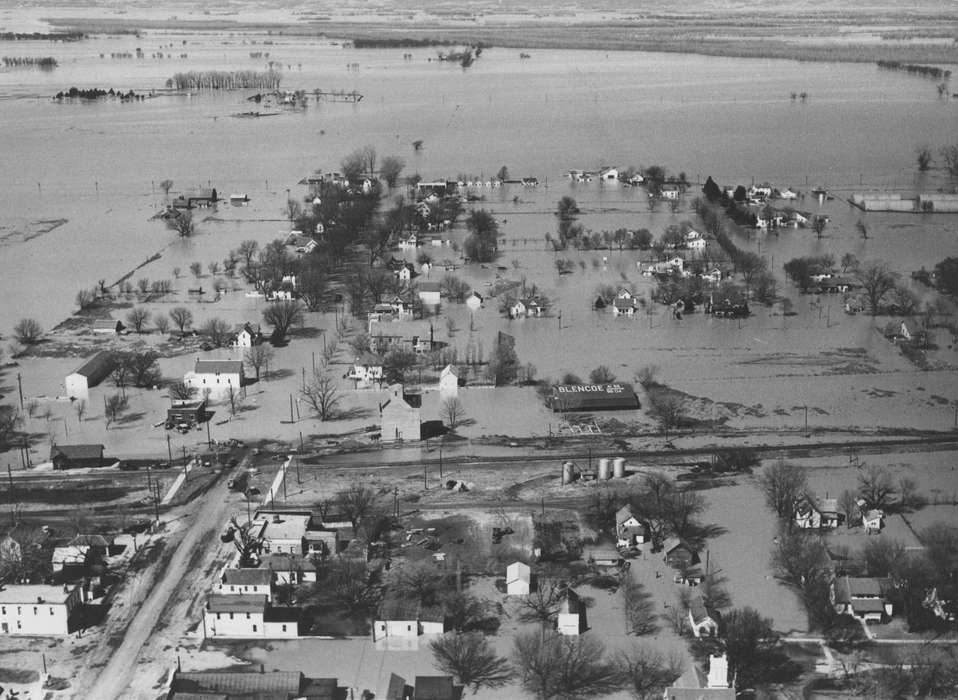Iowa History, Floods, Phipps, Kristi, Iowa, river, Aerial Shots, Blencoe, IA, history of Iowa, Lakes, Rivers, and Streams, Cities and Towns