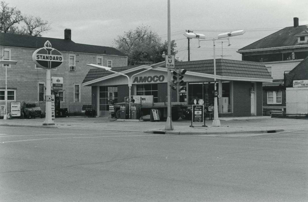 Iowa History, Iowa, main street, business, history of Iowa, gas station, Waverly Public Library