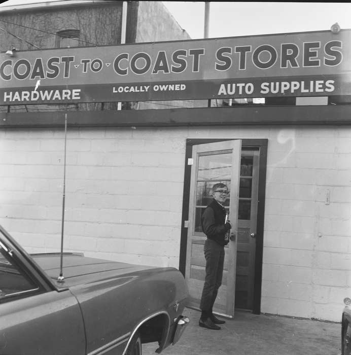 Portraits - Individual, store, Iowa, hardware, IA, United States, Photos, historic, Labor and Occupations, Coon Rapids, auto shop, history, ia, Coon Rapids Enterprise