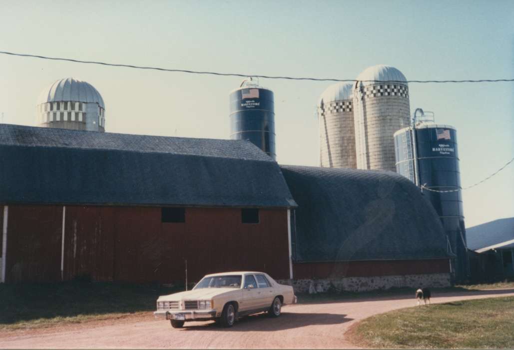 Fouche, Shirley, Iowa History, Iowa, Barns, Farms, history of Iowa, Motorized Vehicles, pontiac, car, IA, silo
