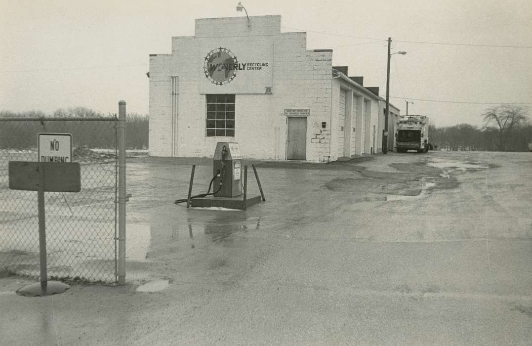 recycling center, Businesses and Factories, history of Iowa, Waverly Public Library, Iowa History, Motorized Vehicles, garbage truck, Iowa
