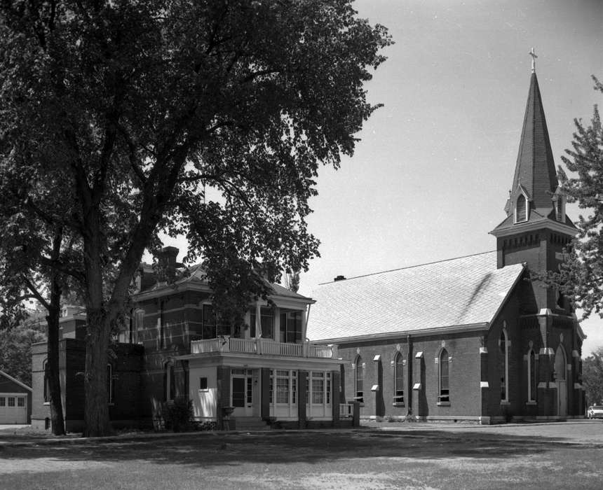 church, Ottumwa, IA, Homes, Religious Structures, rectory, Iowa History, Iowa, history of Iowa, catholic, Lemberger, LeAnn