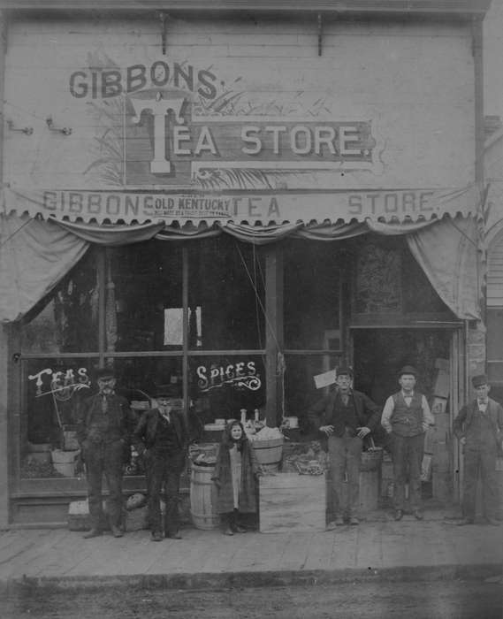 storefront, Ottumwa, IA, tea, Lemberger, LeAnn, Businesses and Factories, Iowa, Cities and Towns, history of Iowa, Portraits - Group, barrel, store, Iowa History