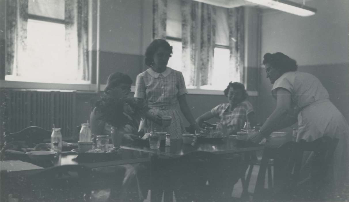 Kral, Ty, ia, Iowa, history, Photos, Portraits - Group, Children, Food and Meals, woman, United States, historic, cafeteria, girl