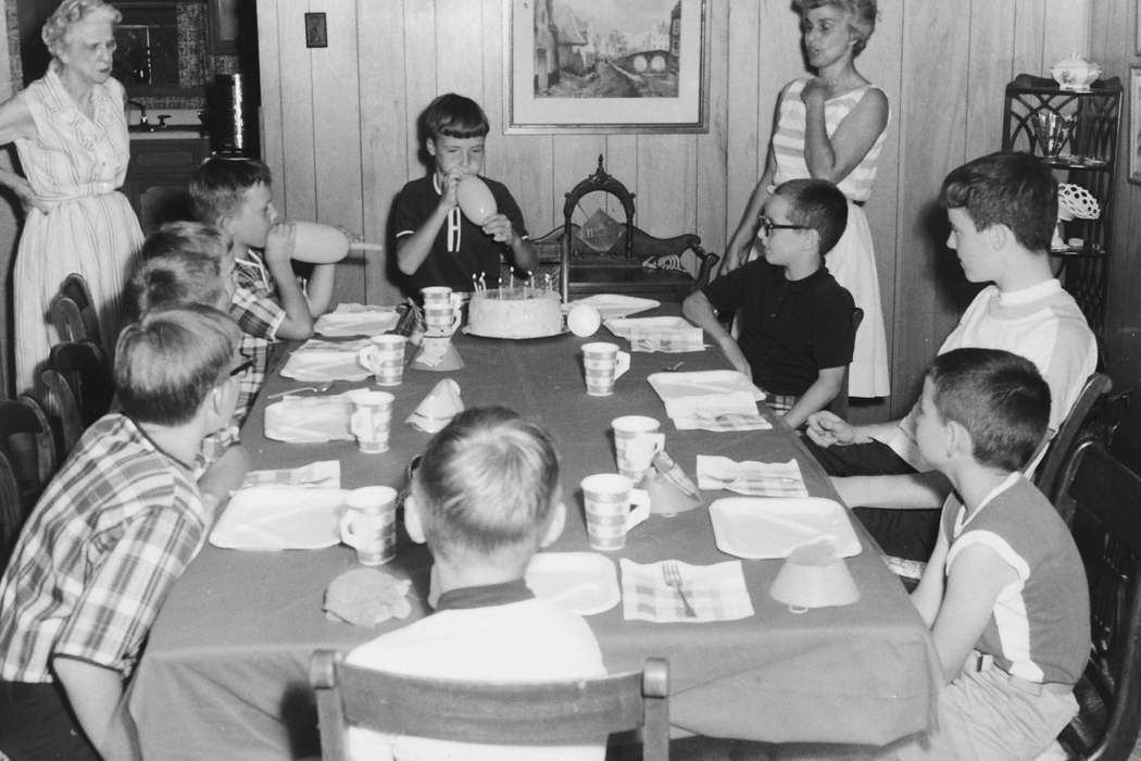 party, United States, history, ia, Photos, Children, Coon Rapids Enterprise, birthday, historic, Iowa, IA, Coon Rapids