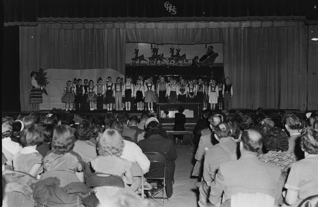 Schools and Education, folding chair, United States, Holidays, history, ia, Entertainment, stage, Photos, Children, Coon Rapids Enterprise, historic, Iowa, IA, Coon Rapids, piano, show