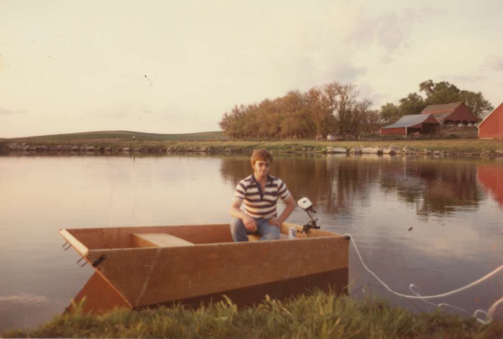 Glidden, IA, Lakes, Rivers, and Streams, carpentry, woodworking, Iowa History, Schultes, Tom, motorboat, pond, boat, homemade, Iowa, history of Iowa, Portraits - Individual, Outdoor Recreation