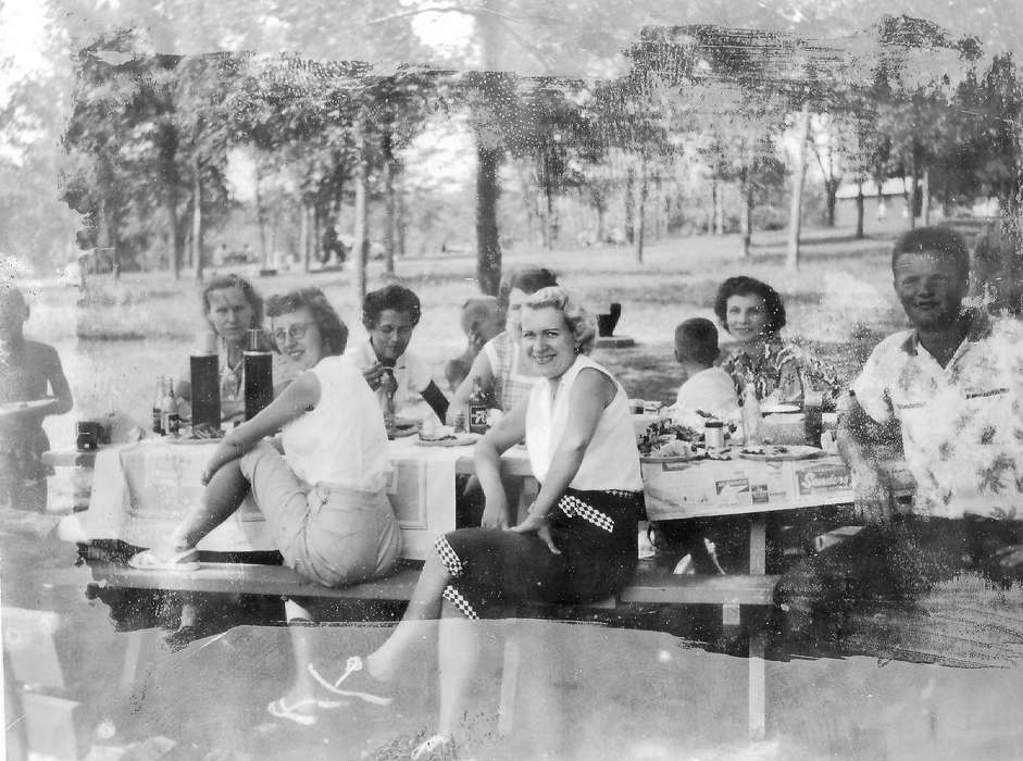 Portraits - Group, Iowa, IA, company picnic, United States, picnic table, Food and Meals, Photos, historic, Families, history, ia, Campopiano Von Klimo, Melinda, picnic, Leisure, Des Moines