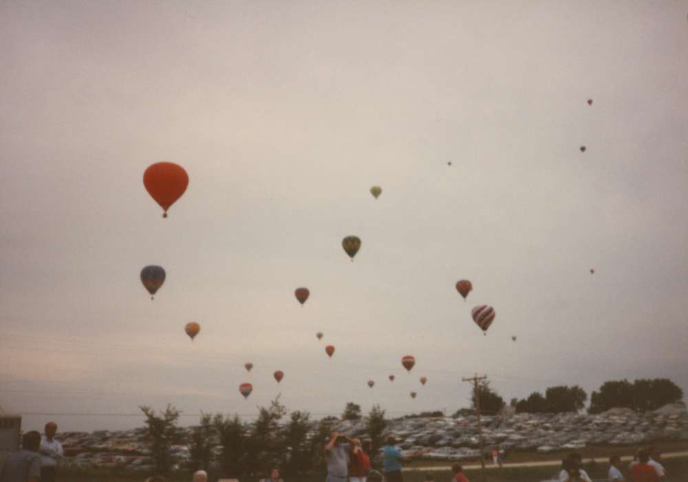 hot air balloon, Iowa History, Fairs and Festivals, Iowa, Schrodt, Evelyn, history of Iowa, Indianola, IA