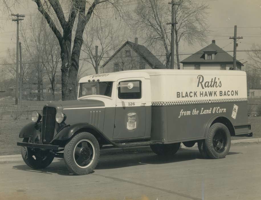 O'Brink, Lisa, Iowa History, truck, Iowa, tire, history of Iowa, delivery, tires, headlight, Motorized Vehicles, Cities and Towns, electrical pole