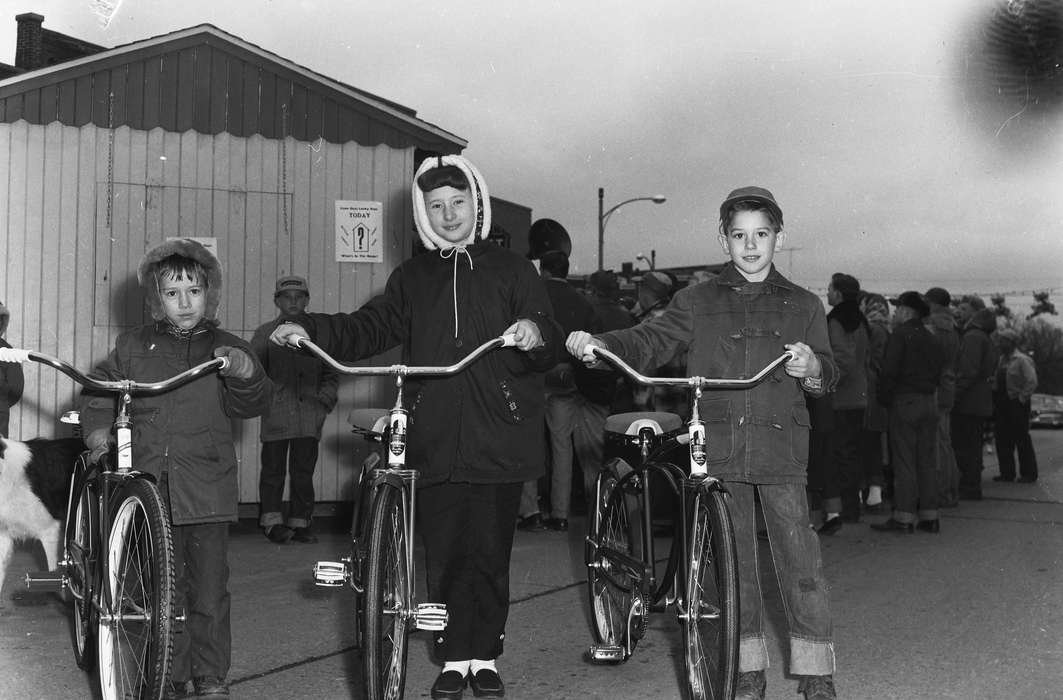 Portraits - Group, history, Holidays, Photos, Outdoor Recreation, winter coat, Children, mittens, smiles, crowd, Iowa, IA, United States, ia, bicycle, Coon Rapids Enterprise, historic, children, Coon Rapids