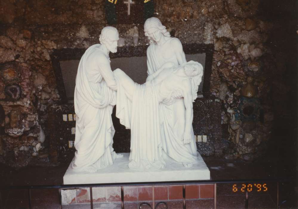 grotto, Iowa History, history of Iowa, statue, christ being laid in the tomb, Tackett, Lyn, Religion, West Bend, IA, Iowa