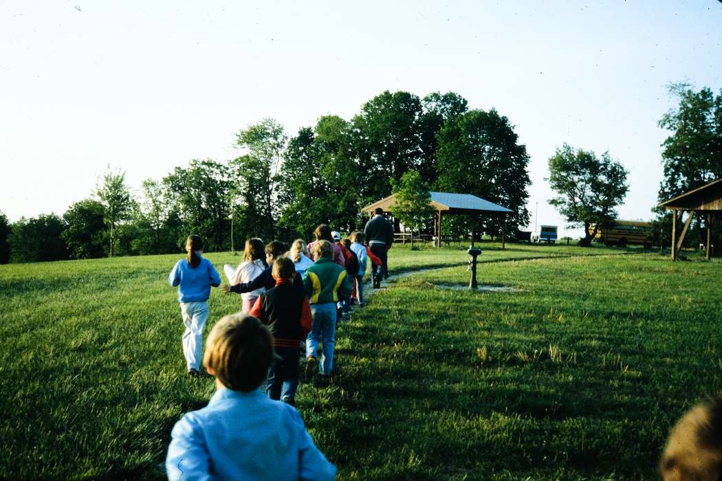 Outdoor Recreation, Iowa, Coon Rapids Enterprise, school trip, missouri trip, IA, history, historic, Coon Rapids, park, ia, Schools and Education, United States, Children, Photos