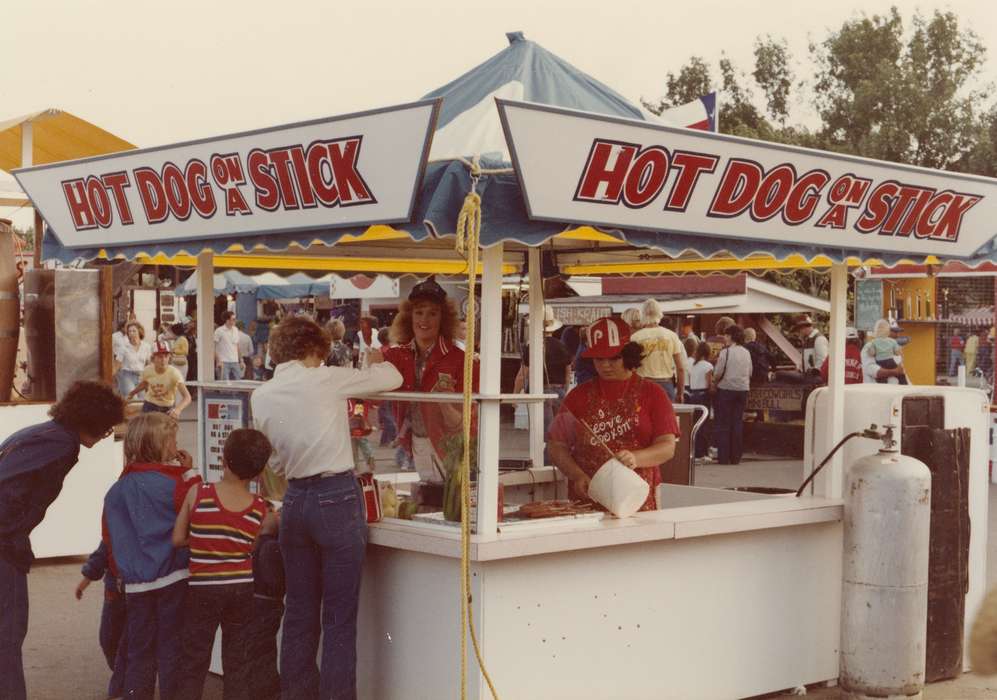 Black Hawk, crowd, IA, history, historic, fairgrounds, Iowa, ia, Waterloo, United States, Civic Engagement, food stand, Photos, cattle congress, hot dog, Fairs and Festivals, national cattle congress, Grout Museum of History and Science
