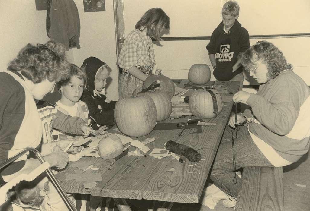 Waverly Public Library, carving, Iowa History, pumpkin, history of Iowa, Waverly, IA, Holidays, Leisure, Children, Iowa