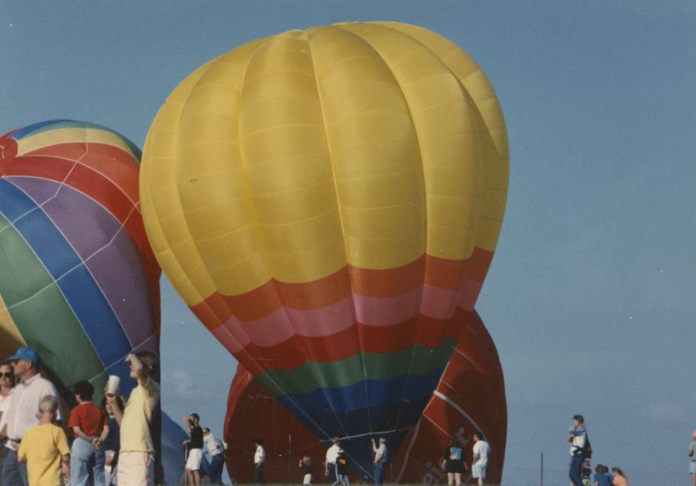 hot air balloon, Iowa History, history of Iowa, McSwain, Erna, Fairs and Festivals, Leisure, Iowa, Ottumwa, IA, Outdoor Recreation