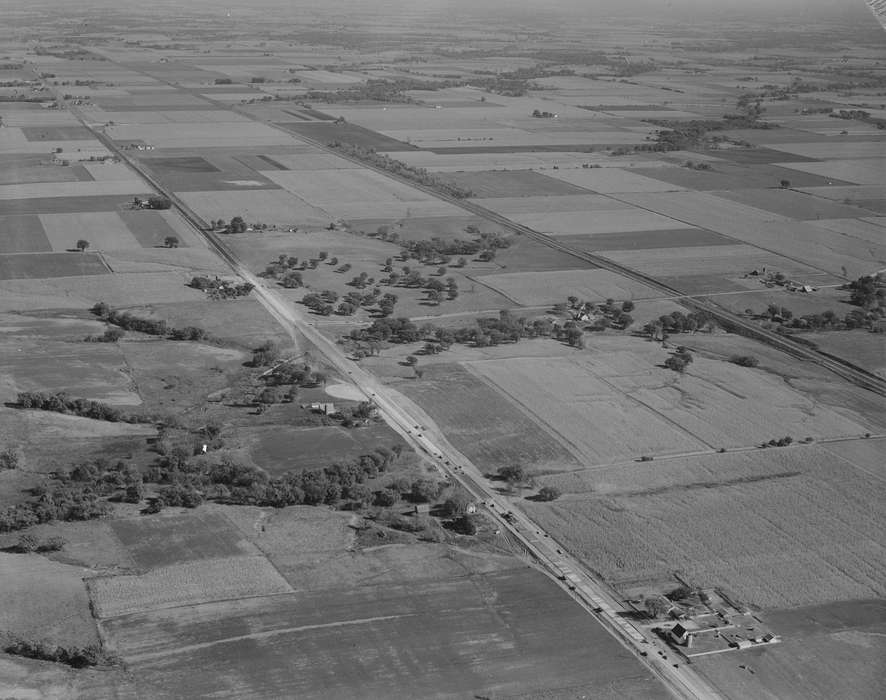 road, Iowa History, Lemberger, LeAnn, field, construction, Iowa, Ottumwa, IA, Aerial Shots, history of Iowa