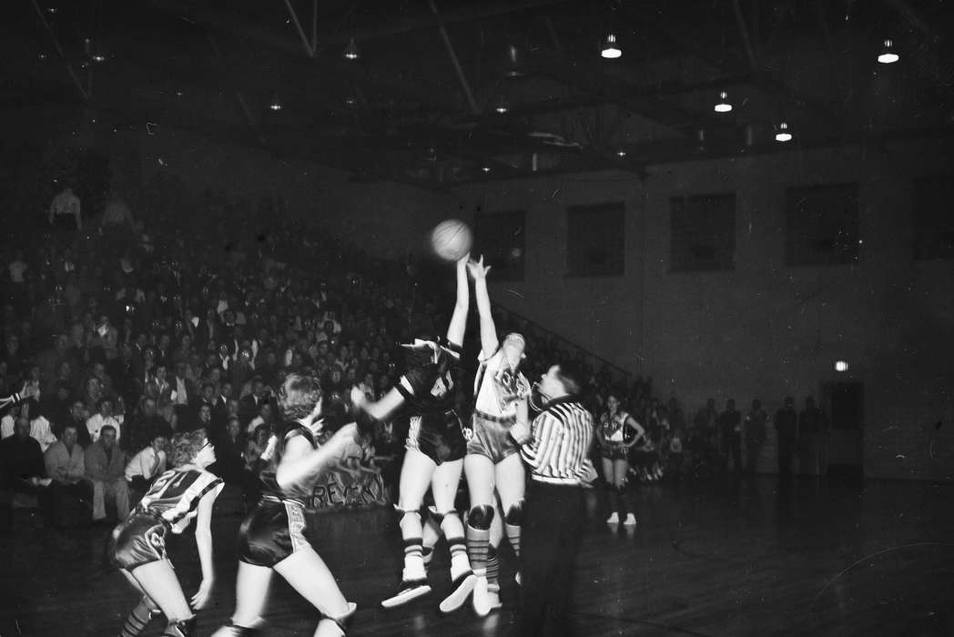 Schools and Education, history, high school students, Photos, Children, Iowa, IA, Civic Engagement, Sports, United States, basketball, ia, Entertainment, athletics, Coon Rapids Enterprise, historic, women's basketball, Coon Rapids
