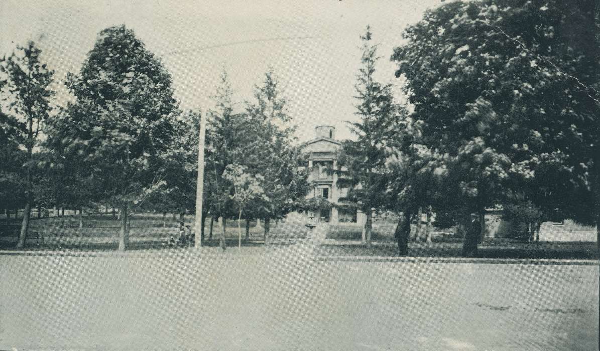 Prisons and Criminal Justice, tree, Iowa History, courthouse, sidewalk, man, trees, halftone, Iowa, history of Iowa, Main Streets & Town Squares, Meyer, Mary, side walk, Cities and Towns, curb