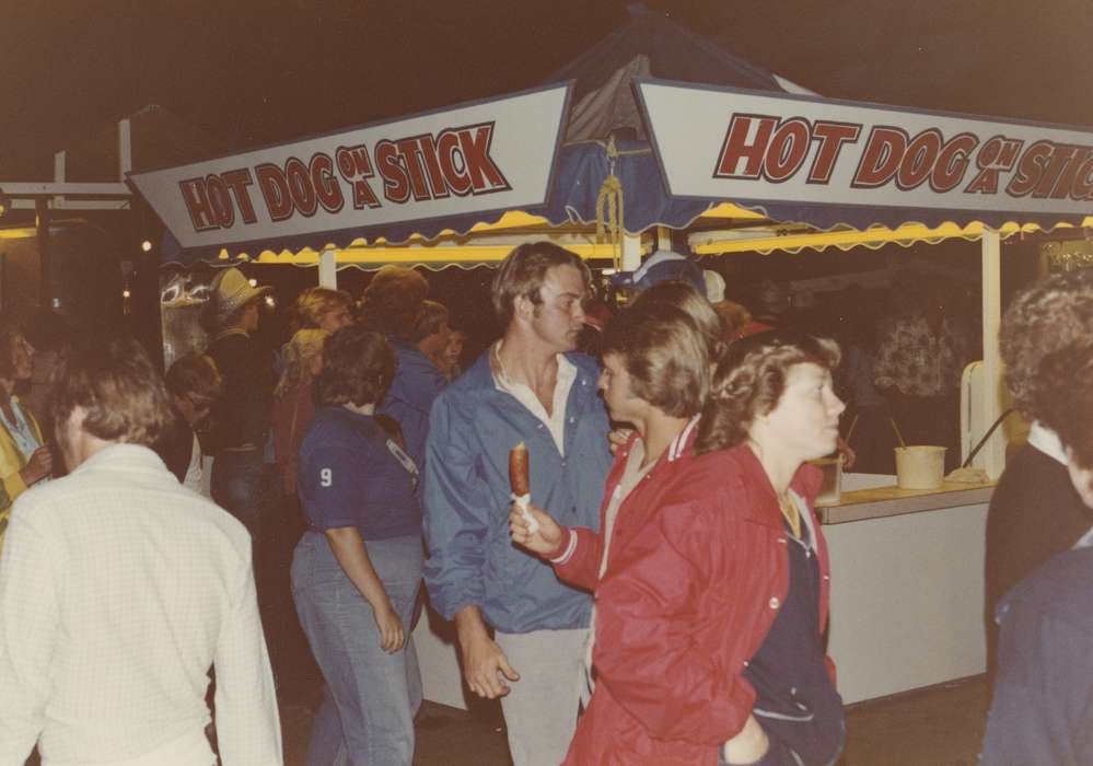Black Hawk, crowd, IA, history, historic, fairgrounds, Iowa, ia, Waterloo, United States, Civic Engagement, Photos, cattle congress, hot dog, Fairs and Festivals, night, national cattle congress, Grout Museum of History and Science