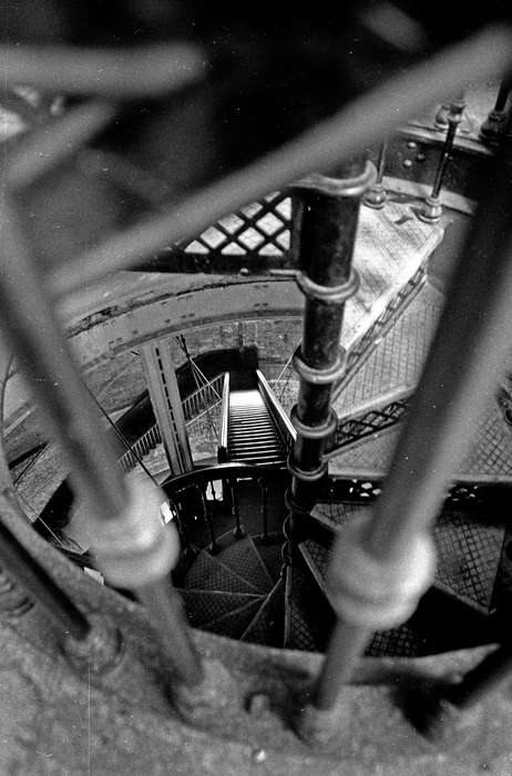 Cities and Towns, staircase, Iowa History, Lemberger, LeAnn, history of Iowa, Des Moines, IA, capitol, dome, Iowa