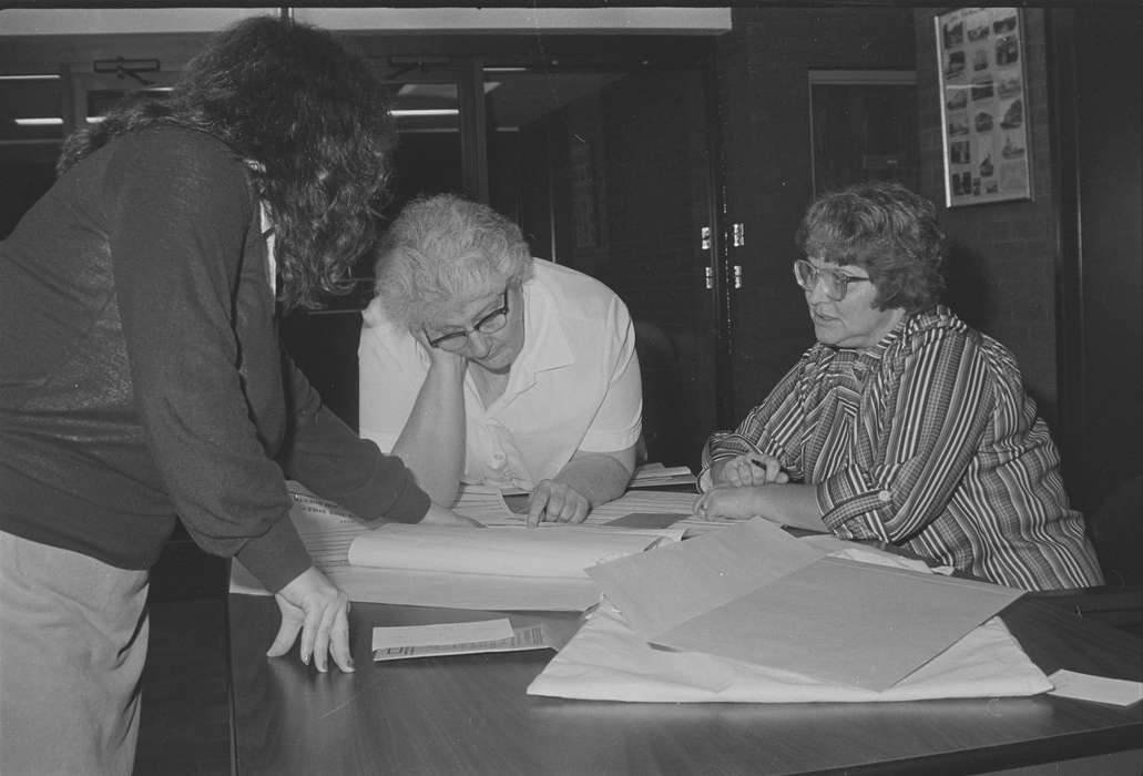 ia, Iowa, women, Coon Rapids, United States, historic, history, Coon Rapids Enterprise, Photos, IA, women at work, Civic Engagement