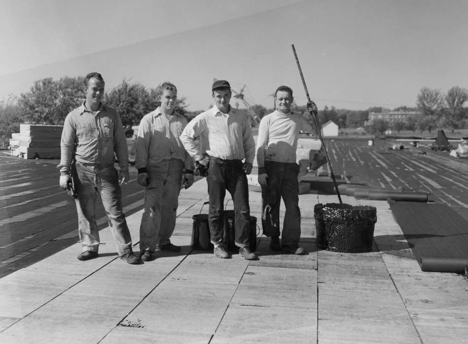 factory district, Portraits - Group, Businesses and Factories, Iowa, historic, United States, history, Photos, factory workers, calendar, IA, Labor and Occupations, Washington, Washington Evening Journal, ia