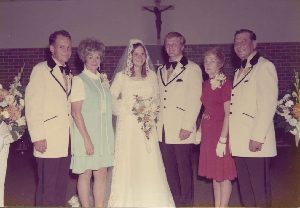 Weddings, Cedar Rapids, IA, Kann, Rodney, Iowa, Iowa History, Portraits - Group, history of Iowa, groom, bride