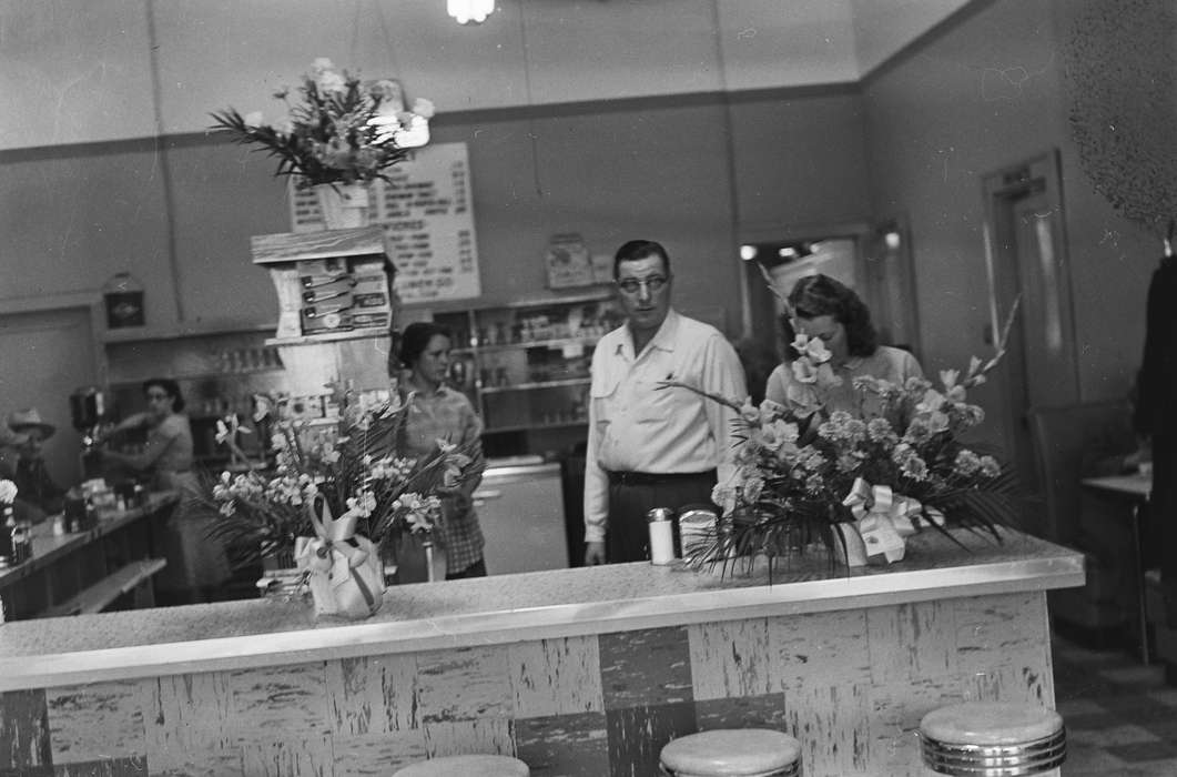 Businesses and Factories, United States, history, ia, Photos, Coon Rapids Enterprise, historic, Iowa, IA, cafe, Coon Rapids