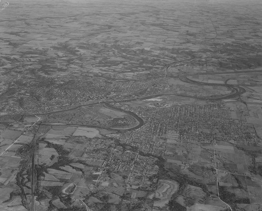 Cities and Towns, Ottumwa, IA, farm, river, highway, Iowa History, Lakes, Rivers, and Streams, Iowa, Aerial Shots, road, history of Iowa, Lemberger, LeAnn