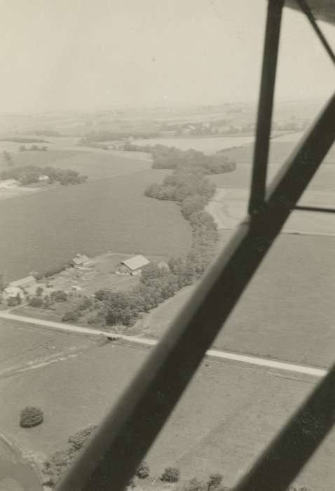 field, history of Iowa, plane, Breja, Janice, IA, Farms, Aerial Shots, Iowa, Iowa History, airplane