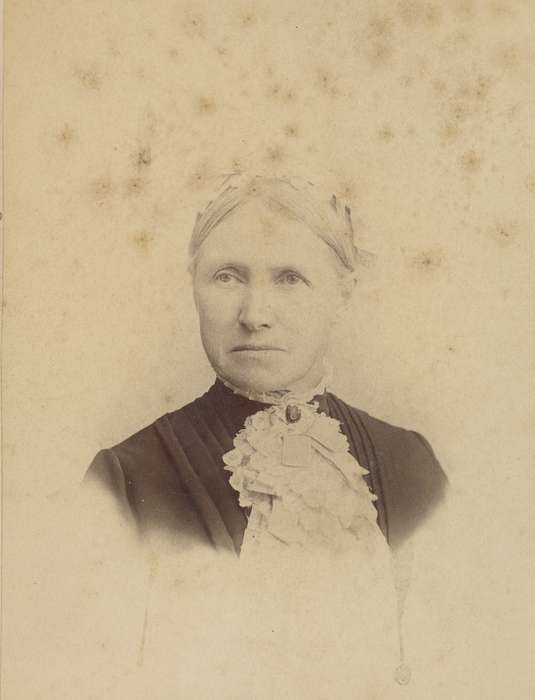 lace, portrait, Portraits - Individual, Iowa History, Waverly, IA, Meyer, Sarah, Iowa, woman, broche, history of Iowa