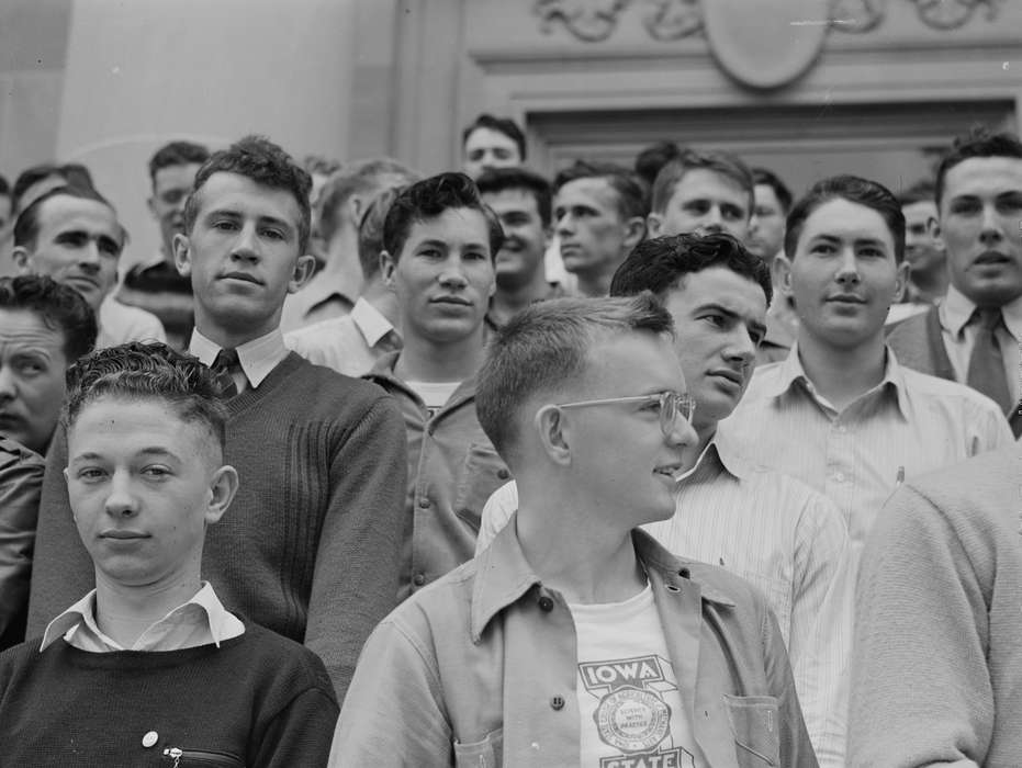 Schools and Education, Iowa, Portraits - Group, class photo, classmates, history of Iowa, young men, Iowa History, students, Library of Congress